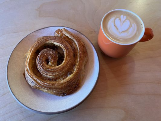 Toña Bakery & Café by null