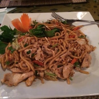 Thida Thai - Chicken Lo mein - Thai Near Me - Smyrna, Tennessee