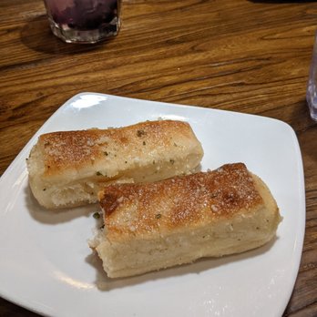 Red White & Brew - The garlic bread comes out warm and is so satisfying. - American Near Me - Mesa, Arizona Red White & Brew - The garlic bread comes out warm and is so satisfying. - American Near Me - Mesa, Arizona