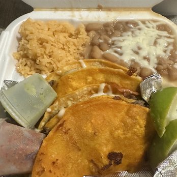 Vitos Tacos - birria tacos - Tacos Near Me - Las Vegas, Nevada