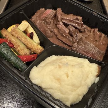 Lisa's Café & Bakery - London Broil in peppercorn sauce, mashed potatoes and Zucchini - Cafes Near Me - Torrance, California Lisa's Café & Bakery - London Broil in peppercorn sauce, mashed potatoes and Zucchini - Cafes Near Me - Torrance, California