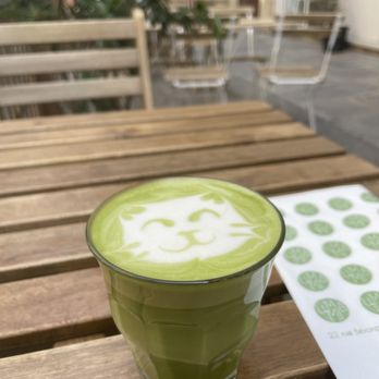 Umami Matcha Café - Matcha latte with oat milk - Coffee & Tea Near Me - Paris, 75 Umami Matcha Café - Matcha latte with oat milk - Coffee & Tea Near Me - Paris, 75