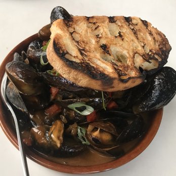 Chroma Modern Bar + Kitchen - Sautéed mussels - New American Near Me - Orlando, Florida Chroma Modern Bar + Kitchen - Sautéed mussels - New American Near Me - Orlando, Florida