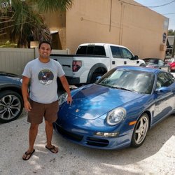 South Tampa Auto Boutique - Driveway