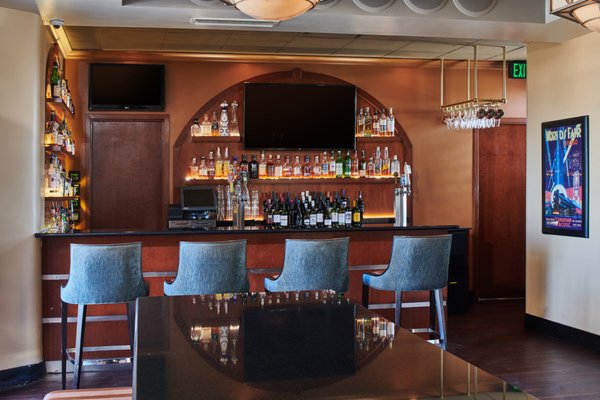 Juniper at Vertex Sky Bar by null