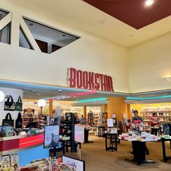 Bookstar / Barnes & Noble