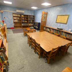 Deer Lakes Nursery School
