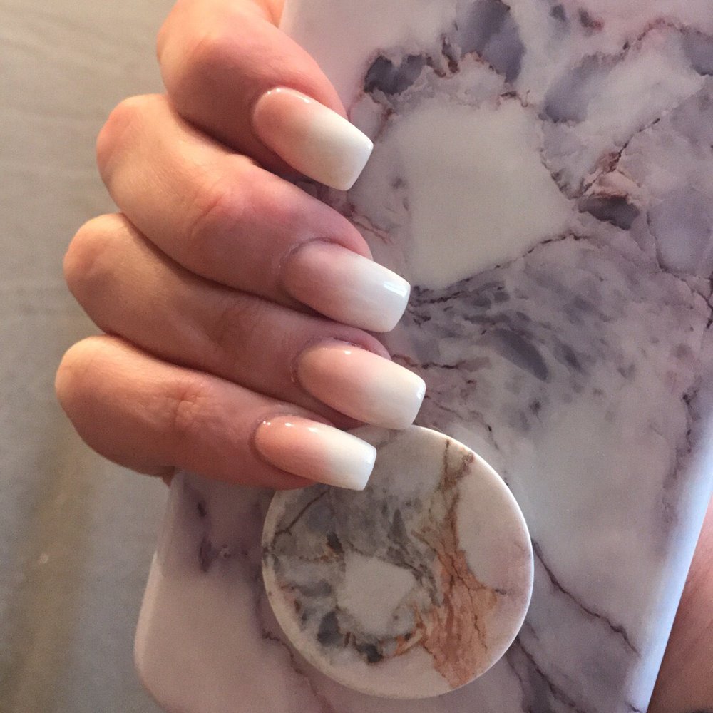 Paradise Salon - Ombré acrylic - Nail Salons Near Me - Corte Madera, California Paradise Salon - Ombré acrylic - Nail Salons Near Me - Corte Madera, California
