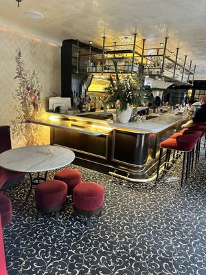 Cara Hotel by null