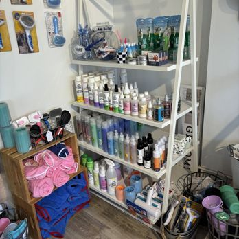 Diggidy Dog - Clean puppy zone! Bubble bath time - Pet Stores Near Me - Carmel, California