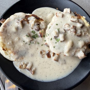 Savor St. Charles - Biscuit and gravy - Salad Near Me - Saint Charles, Missouri Savor St. Charles - Biscuit and gravy - Salad Near Me - Saint Charles, Missouri