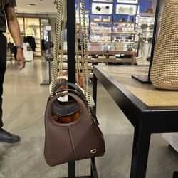 Coach Outlet Store