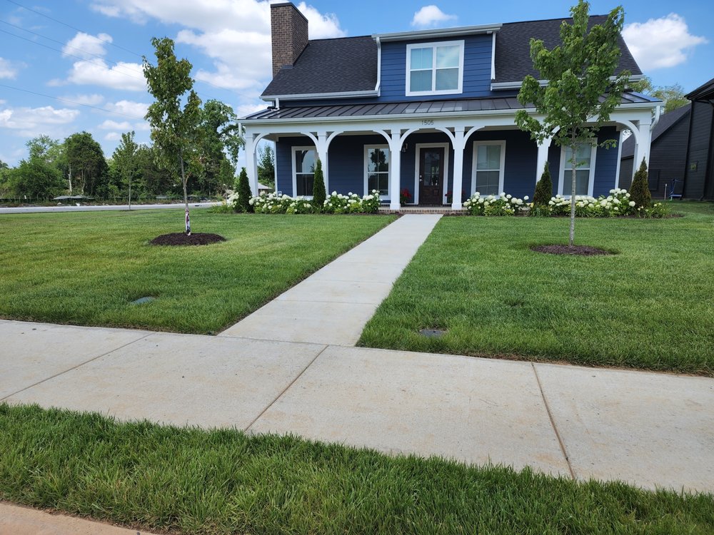 LOCAL TURF PROS Updated June 2024 203 E Grundy St, Tullahoma
