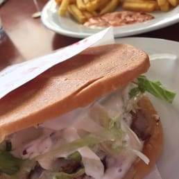 just right amount of sauce, fresh veggie, delicious meat, bread and fries are to die for!