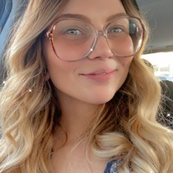 Davalt Optical - Glasses for in every style and color.