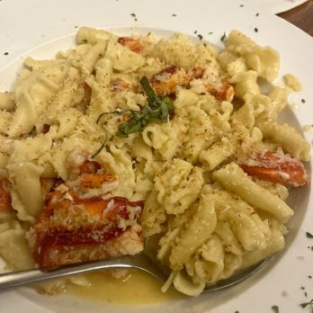 Madfish Grill - North End Lobstah Pasta - huge lobster pieces and great flavor! - Seafood Near Me - Sarasota, Florida Madfish Grill - North End Lobstah Pasta - huge lobster pieces and great flavor! - Seafood Near Me - Sarasota, Florida