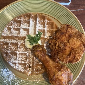 Dinah's Chicken - 2 piece fried chicken and waffle - Chicken Shop Near Me - Glendale, California