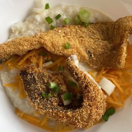 Fish and grits
