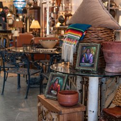 Girard Avenue Marketplace