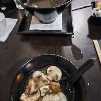 P.F. Chang's - Family size wonton soup for four. Six wontons for four people? - Asian Fusion Near Me - Ft. Lauderdale, Florida P.F. Chang's - Family size wonton soup for four. Six wontons for four people? - Asian Fusion Near Me - Ft. Lauderdale, Florida