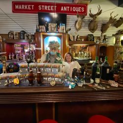 Pine Street Antique Gallery