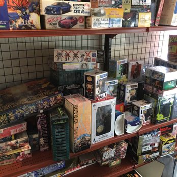Eco Town - Used, Vintage & Consignment Near Me - Honolulu, Hawaii Eco Town - Used, Vintage & Consignment Near Me - Honolulu, Hawaii
