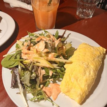 Le Petit Déjeuner - Omelette with smoked salmon - Breakfast & Brunch Near Me - Toronto, Ontario Le Petit Déjeuner - Omelette with smoked salmon - Breakfast & Brunch Near Me - Toronto, Ontario