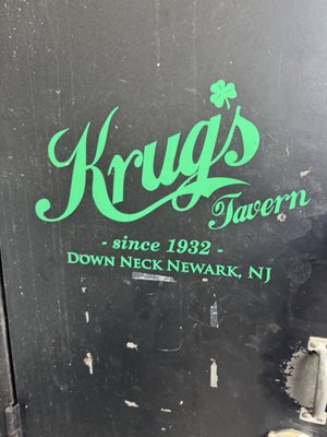 Krug's Tavern by null