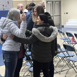 Anthem Church - Praying together