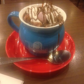 Chocolateria San Churro - This Marshmallow El Grande definitely sweetened my soul. I even brought the blue cup to take home! - Restaurants Near Me - Miranda, NSW