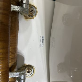 Tippy Toe’s Cleaning - Toilet.  This is very unacceptable - Home Cleaning Near Me