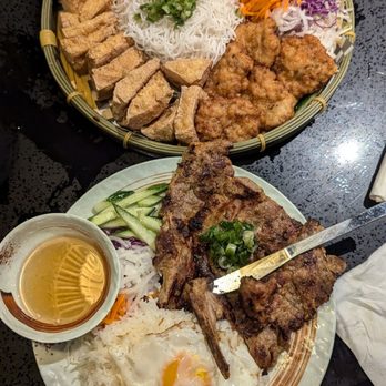 Linh Anh - Both together - Vietnamese Near Me - Richmond Hill, Ontario Linh Anh - Both together - Vietnamese Near Me - Richmond Hill, Ontario
