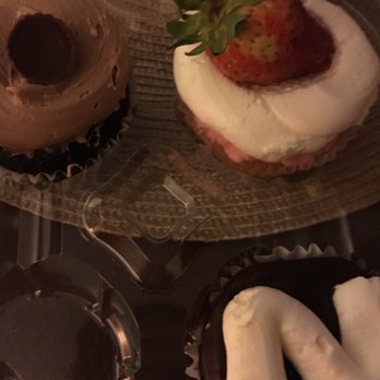 Z Bakery and Cafe - Cupcakes - Bakeries Near Me - Fort Mill, South Carolina