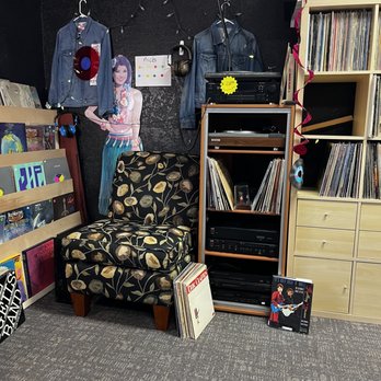 Legendary Vinyl Records - Listening Station / Denim - Vinyl Records Near Me - Bellingham, Washington Legendary Vinyl Records - Listening Station / Denim - Vinyl Records Near Me - Bellingham, Washington