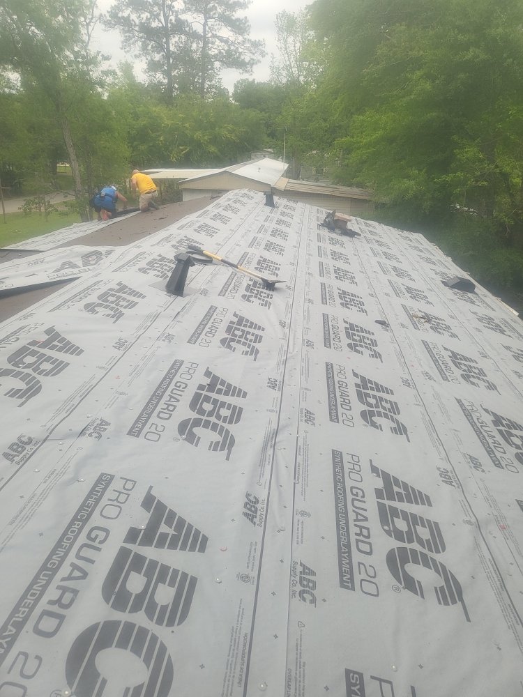 Slide of Shuff Roofing