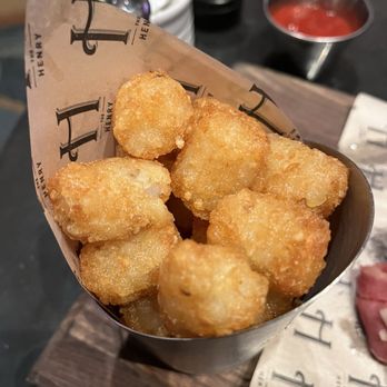 The Henry - Truffle tots - American Near Me - Las Vegas, Nevada The Henry - Truffle tots - American Near Me - Las Vegas, Nevada