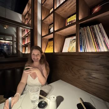 Oasis The Listening Bar - Booth - Bars Near Me - Arlington, Virginia