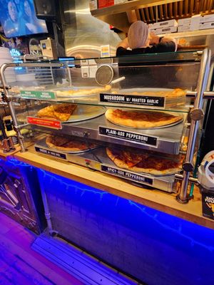Mikey's Late Night Slice by null
