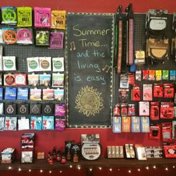 Strings & Accessories