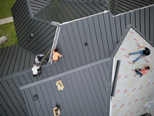 Comanche Roofing Logo