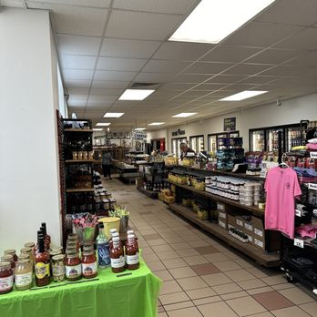 Ellsworth Cooperative Creamery - Inside had more options that are actually reasonable in price - CSA Near Me - Ellsworth, Wisconsin Ellsworth Cooperative Creamery - Inside had more options that are actually reasonable in price - CSA Near Me - Ellsworth, Wisconsin