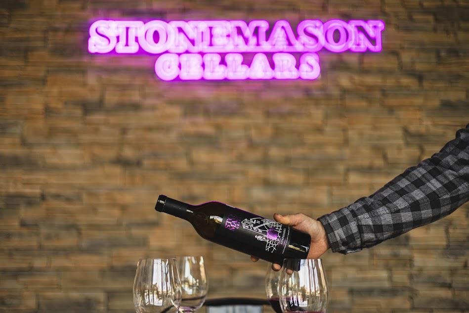 Stonemason Cellars Logo