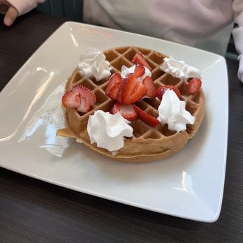 El Catrin - Belgian waffle with strawberries - Mexican Near Me - San Antonio, Texas El Catrin - Belgian waffle with strawberries - Mexican Near Me - San Antonio, Texas