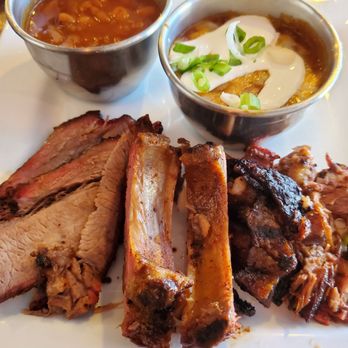 Pig N Pig - 1/2 of 3 Meat combo, Burnt Ends, Pork Ribs, Brisket, Beans, Brisket Chili - Barbeque Near Me - Fullerton, California