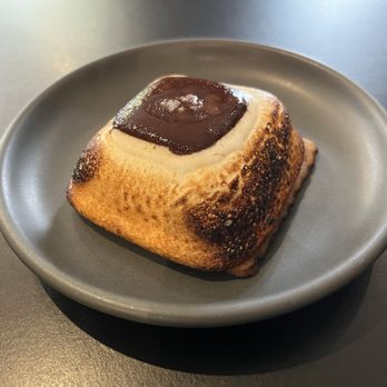 Dandelion Chocolate - S'more - Chocolatiers & Shops Near Me - San Francisco, California Dandelion Chocolate - S'more - Chocolatiers & Shops Near Me - San Francisco, California