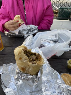 La Victoria Taqueria by null