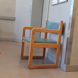 Kingsway Diagnostic Imaging - elevator, go down