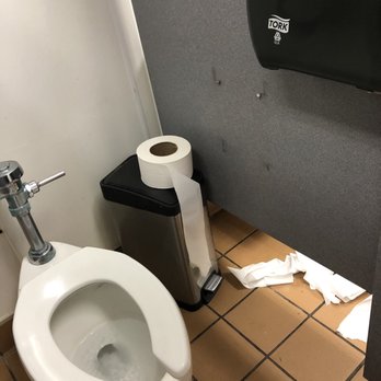 Taco Cabana - This was the only toilet paper in 2 stalls - Mexican Near Me - Conroe, Texas Taco Cabana - This was the only toilet paper in 2 stalls - Mexican Near Me - Conroe, Texas