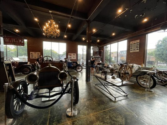 Marathon Village by null