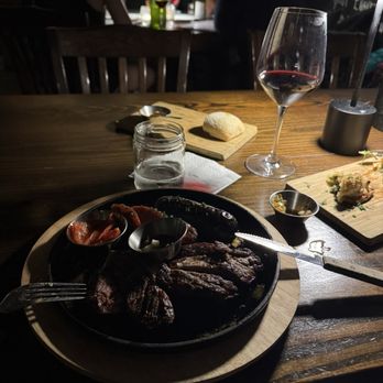 Bunbury - Tablita Malbec - Argentine Near Me - Miami, Florida Bunbury - Tablita Malbec - Argentine Near Me - Miami, Florida